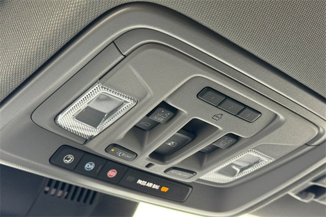 Used 2025 GMC Sierra 1500 Elevation w/ Elevation Premium Package image 24