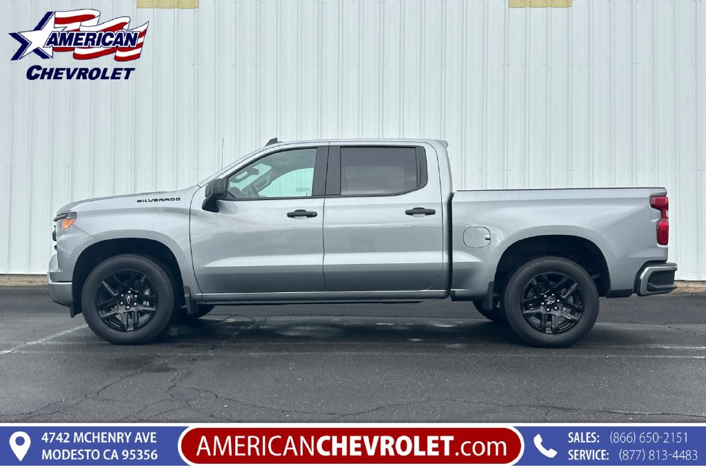 Used 2026 Chevrolet Silverado 1500 Custom w/ LPO, Dark Essentials Package RWD image 7