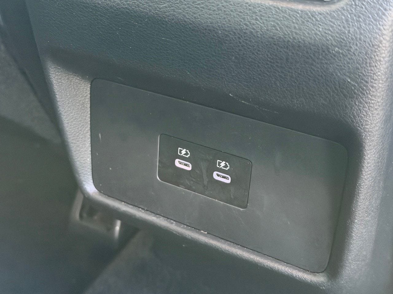 Certified 2025 Nissan Rogue SV FWD image 34