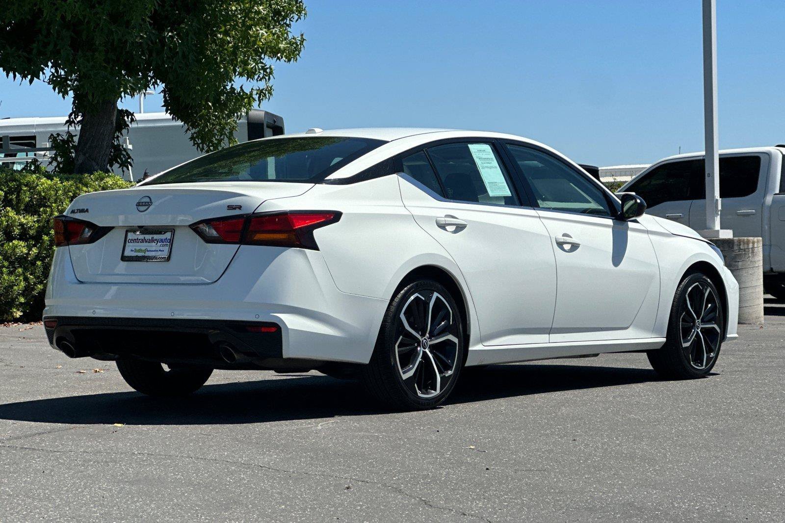 Certified 2024 Nissan Altima 2.5 SR FWD image 4
