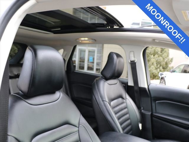 Used 2022 Ford Edge SEL w/ Convenience Package image 8