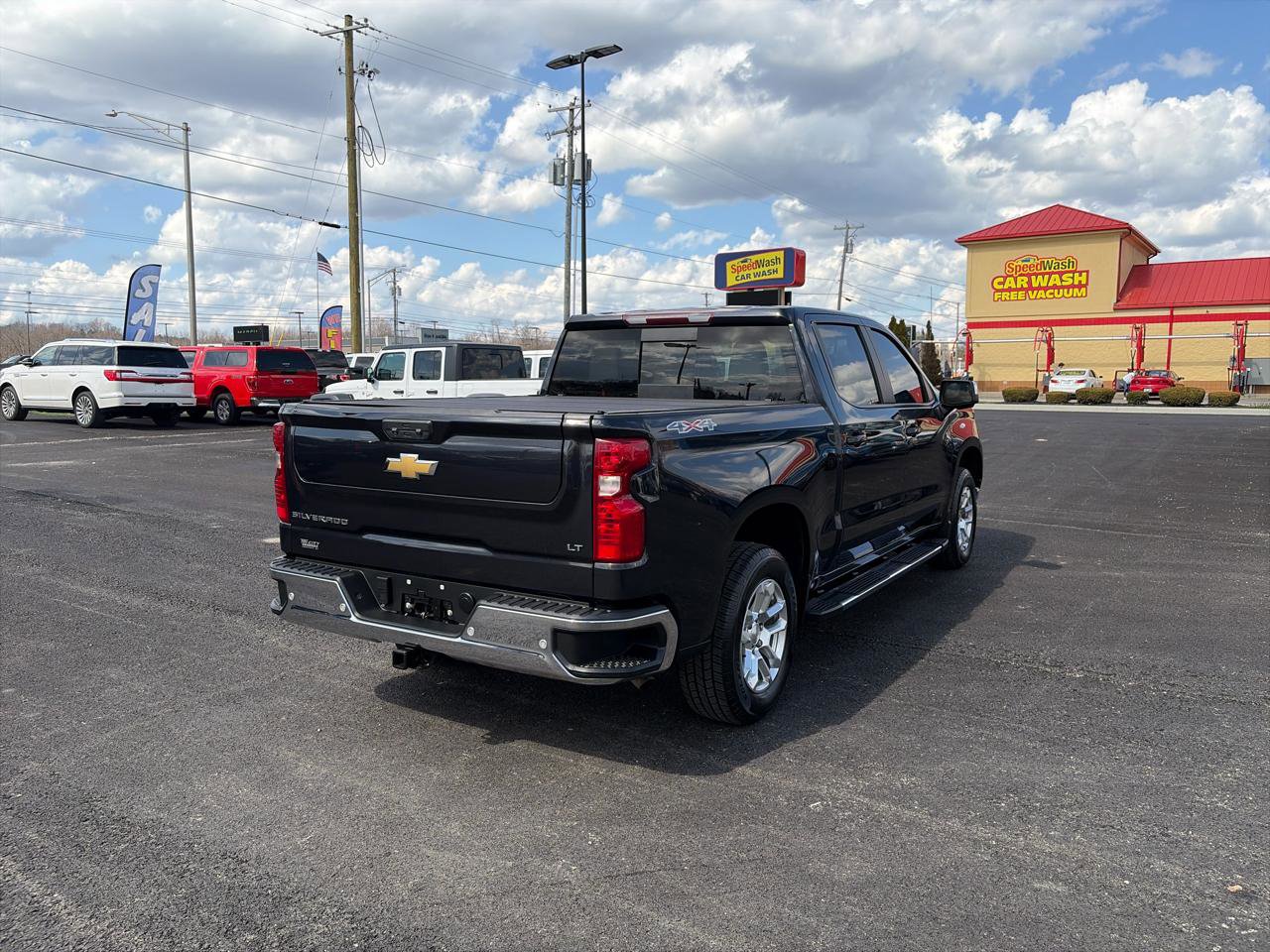 Used 2023 Chevrolet Silverado 1500 LT w/ Max Trailering Package image 3