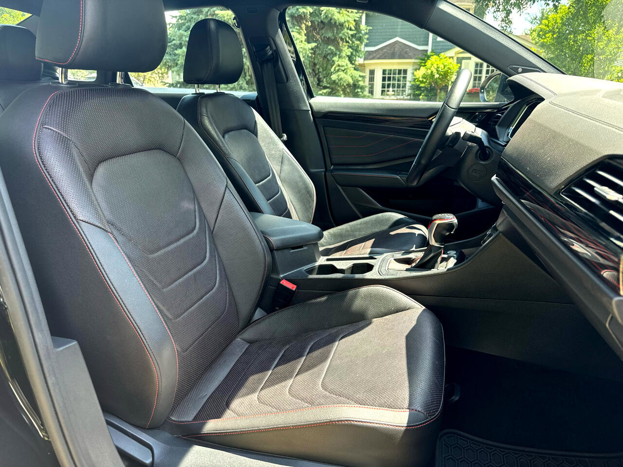 Used 2022 Volkswagen Jetta GLI Autobahn image 35