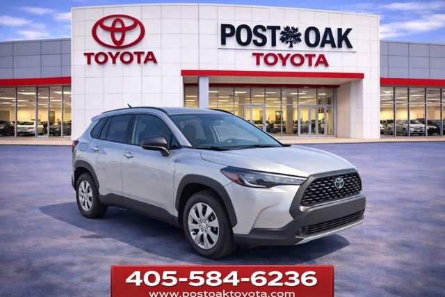 Used 2025 Toyota Corolla Cross L image 1