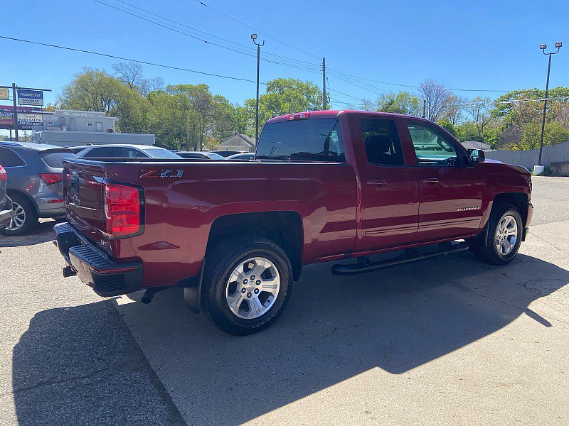Used 2019 Chevrolet Silverado 1500 LT w/ All Star Edition AWD/4WD image 3