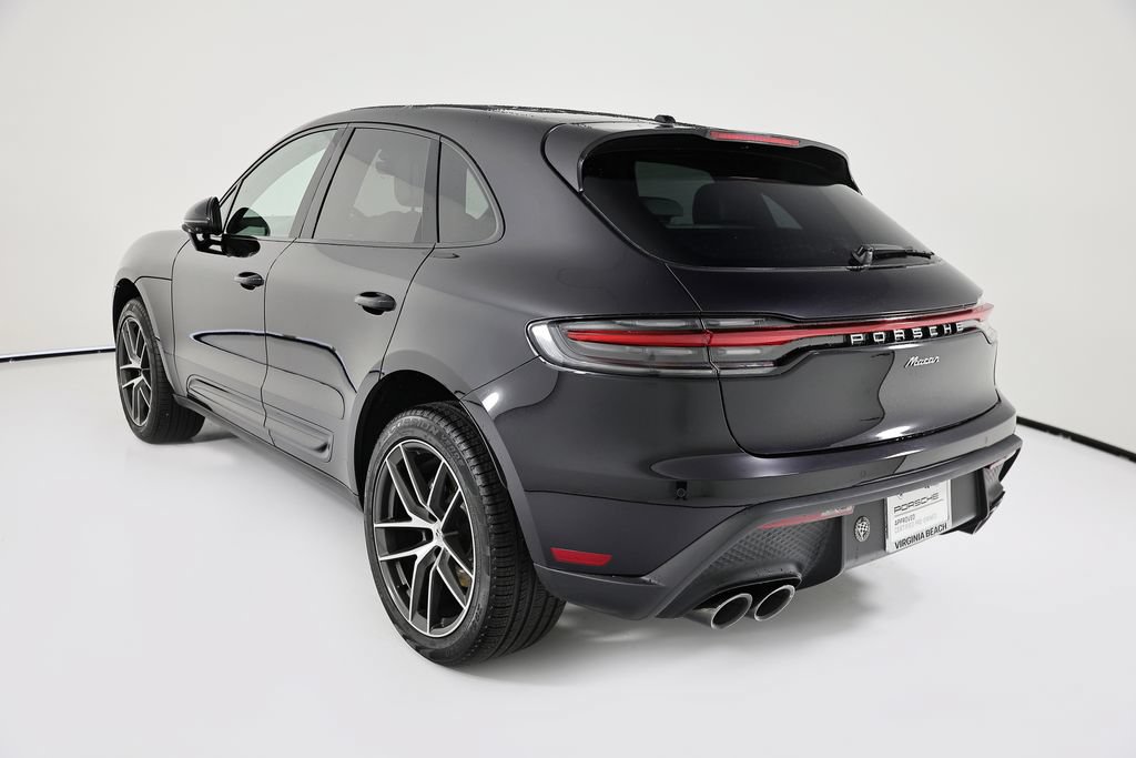 Certified 2026 Porsche Macan AWD/4WD image 3