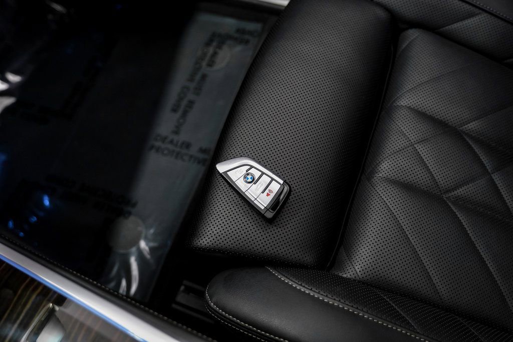 Used 2023 BMW X5 xDrive45e image 54