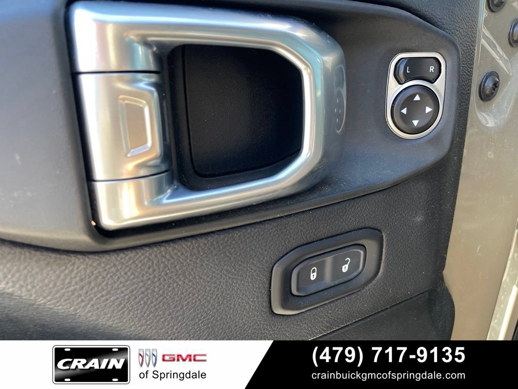 Used 2020 Jeep Gladiator Rubicon AWD/4WD image 12