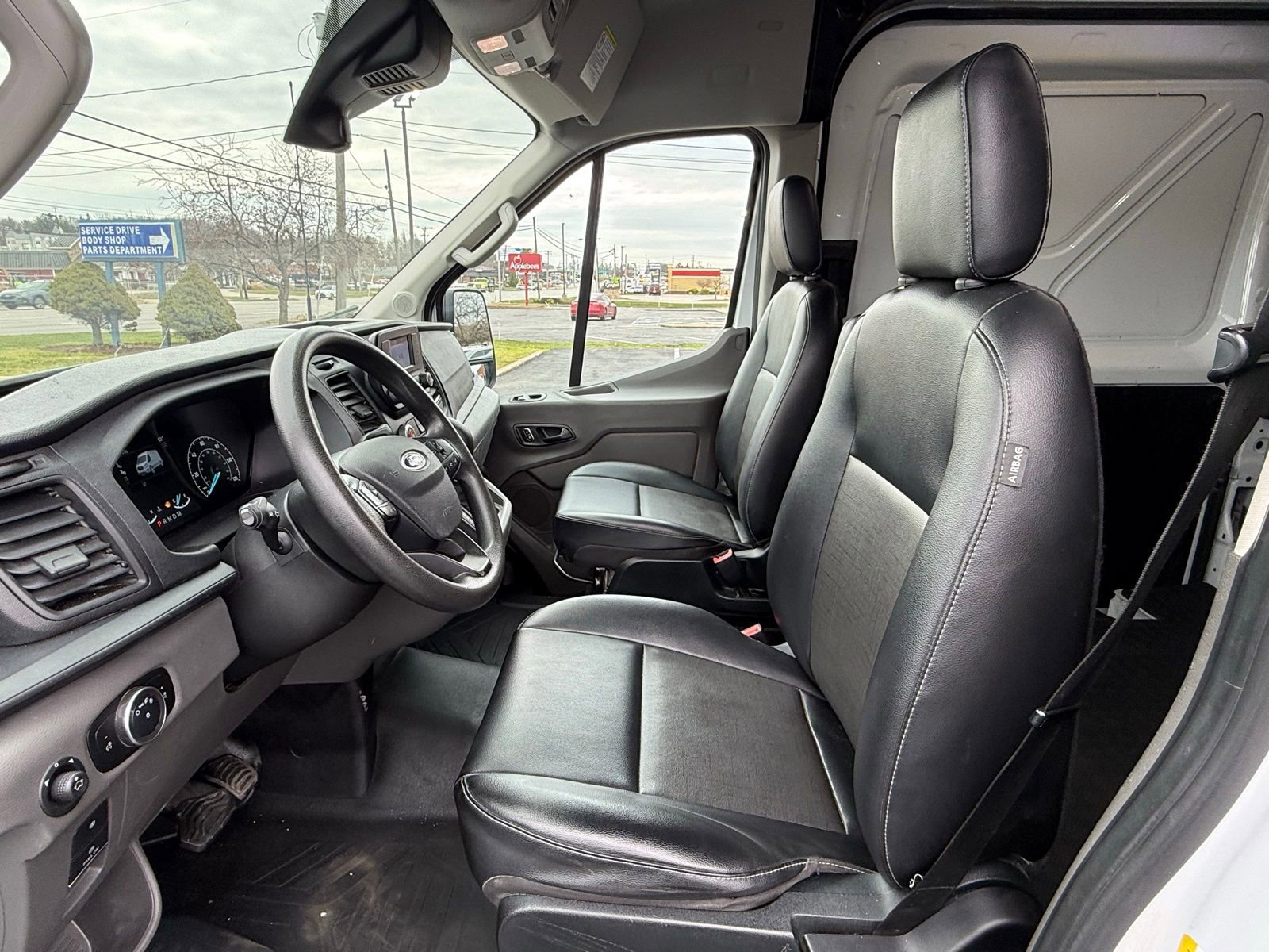 Used 2022 Ford Transit 250 Medium Roof image 12