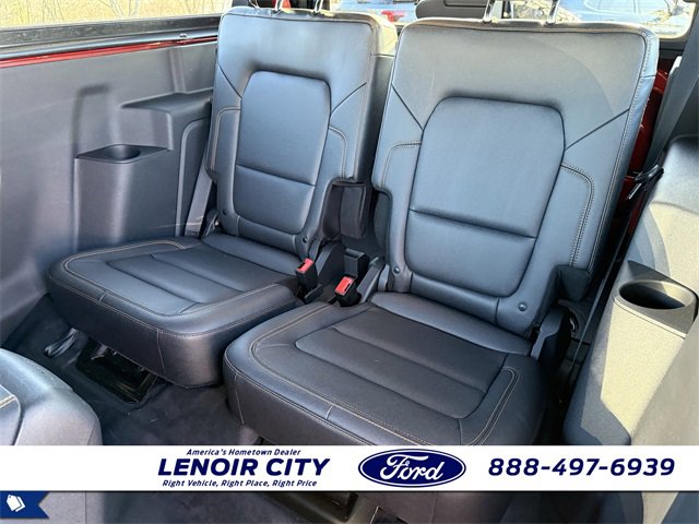 Used 2024 Ford Bronco Badlands image 11