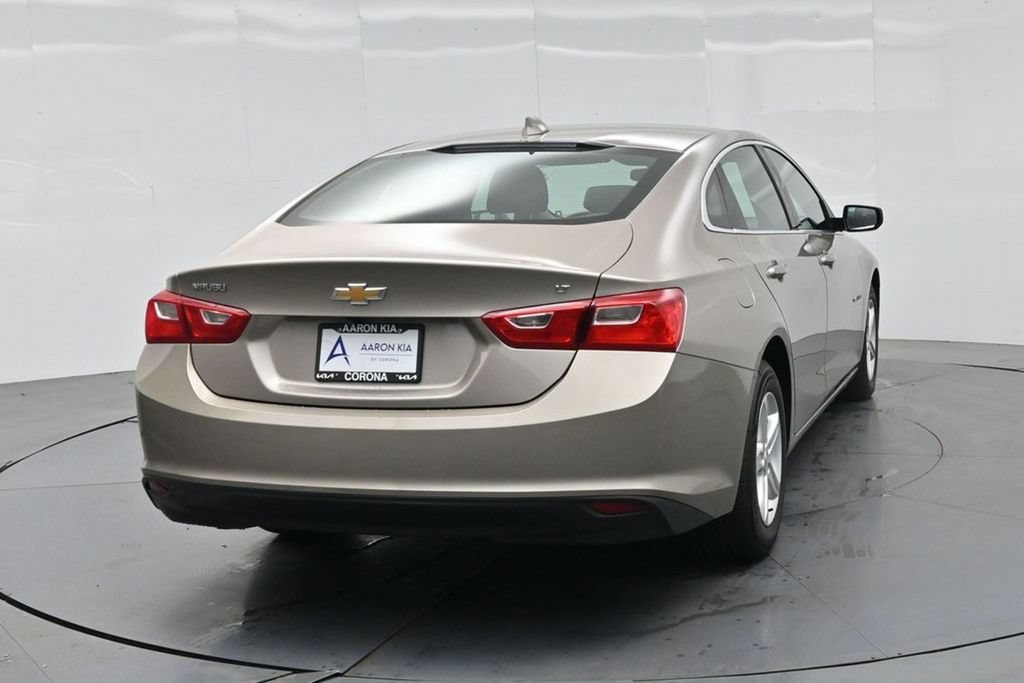 Used 2023 Chevrolet Malibu LT FWD image 31