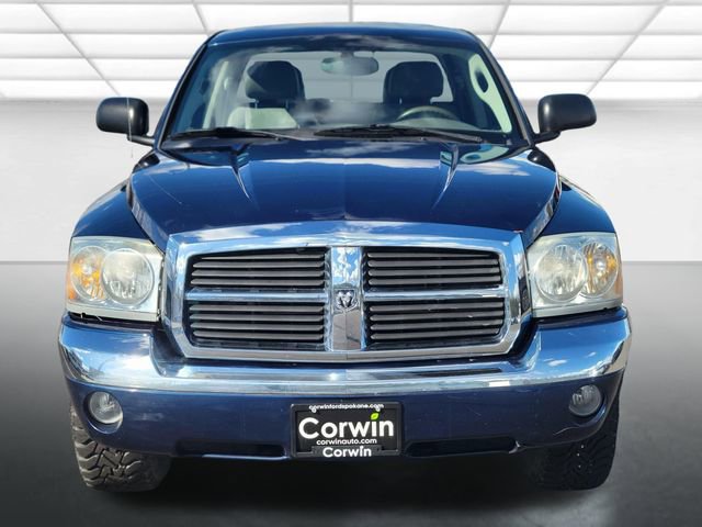 Used 2005 Dodge Dakota Laramie w/ Trailer Tow Group AWD/4WD image 6