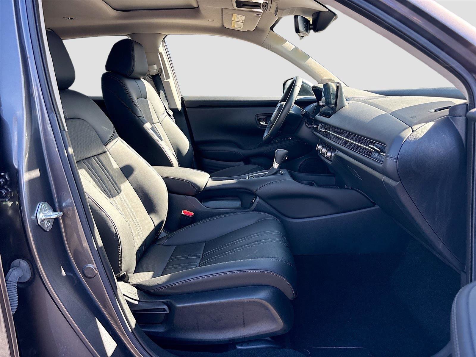 Certified 2023 Honda HR-V EX-L image 31