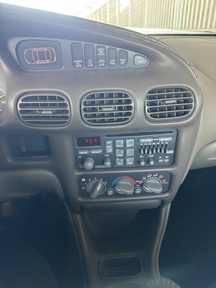 Used 1997 Pontiac Grand Prix GT w/ Opt Pkg FWD image 11