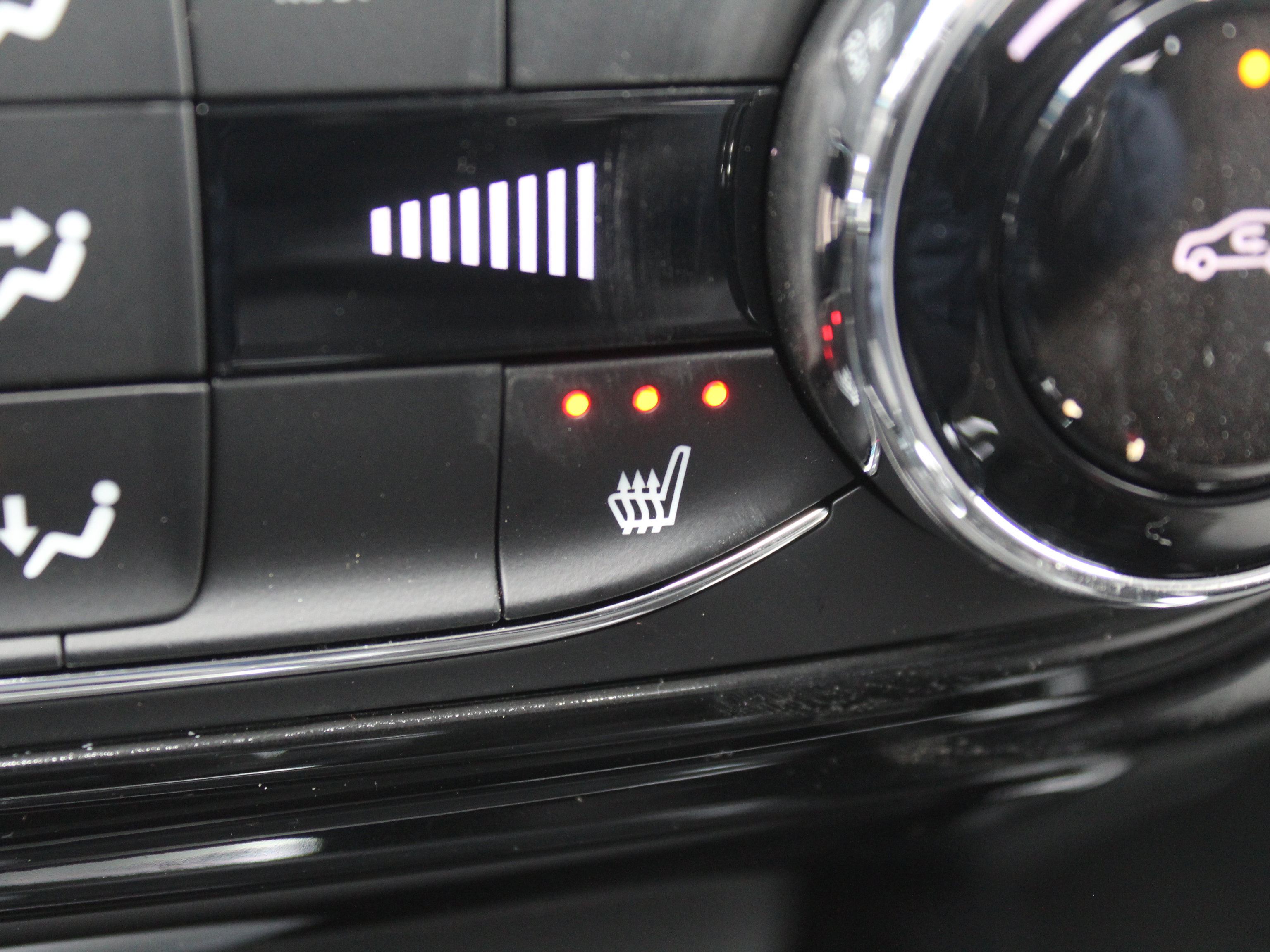 New 2026 Chevrolet Trax LT w/ Driver Confidence Package image 13