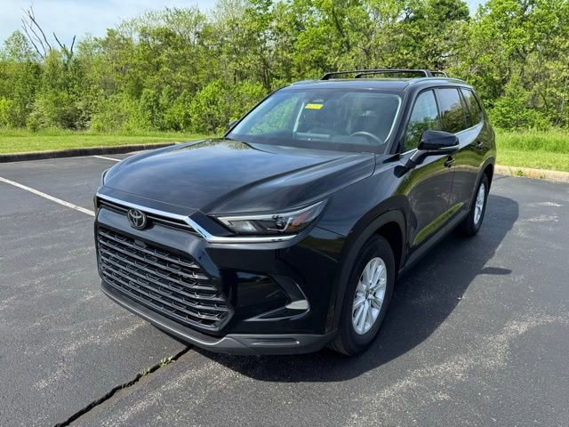 Used 2024 Toyota Grand Highlander XLE image 7