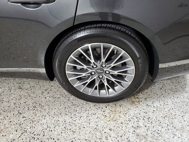 Used 2023 Genesis G80 2.5T image 8