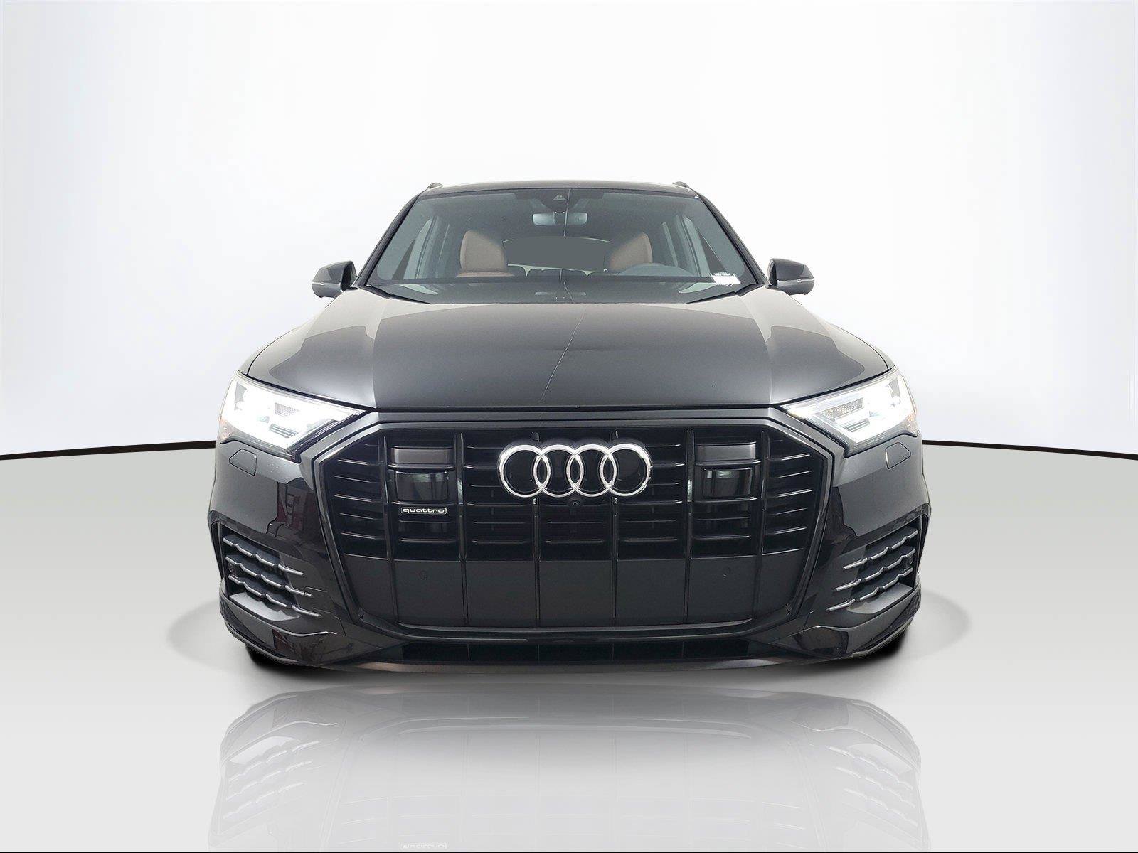 Used 2023 Audi Q7 3.0T Premium Plus AWD/4WD image 2