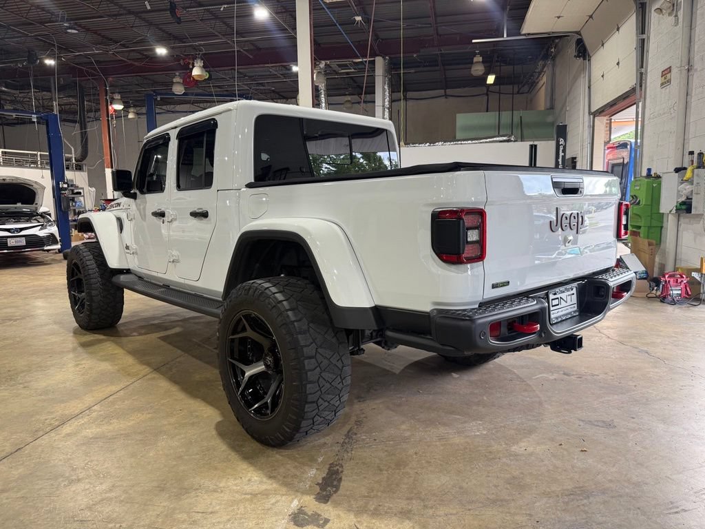 Used 2021 Jeep Gladiator Rubicon AWD/4WD image 6