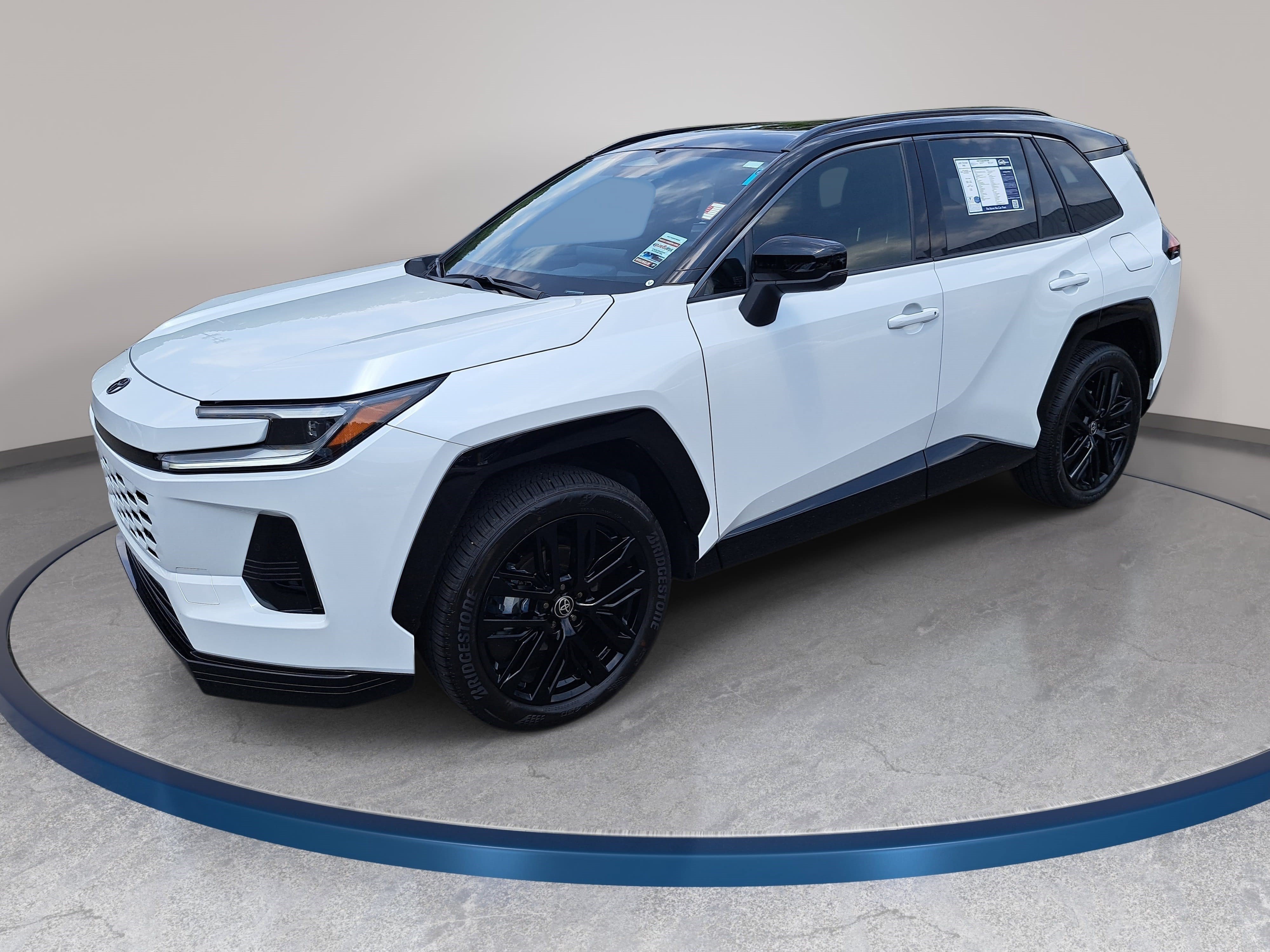 Used 2026 Toyota RAV4 XSE w/ Weather Package AWD/4WD image 1