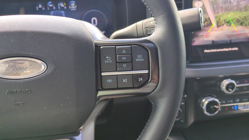 Used 2025 Ford F250 Platinum image 25