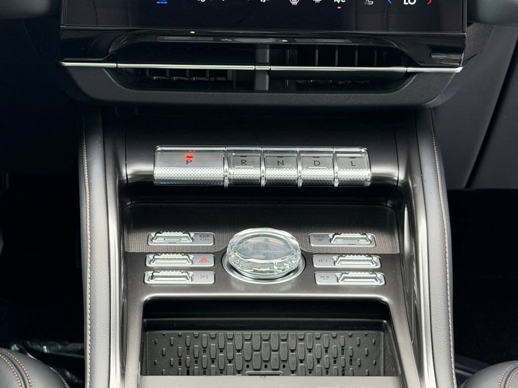 New 2026 Lincoln Nautilus Premier w/ Equipment Group 102A AWD/4WD image 12
