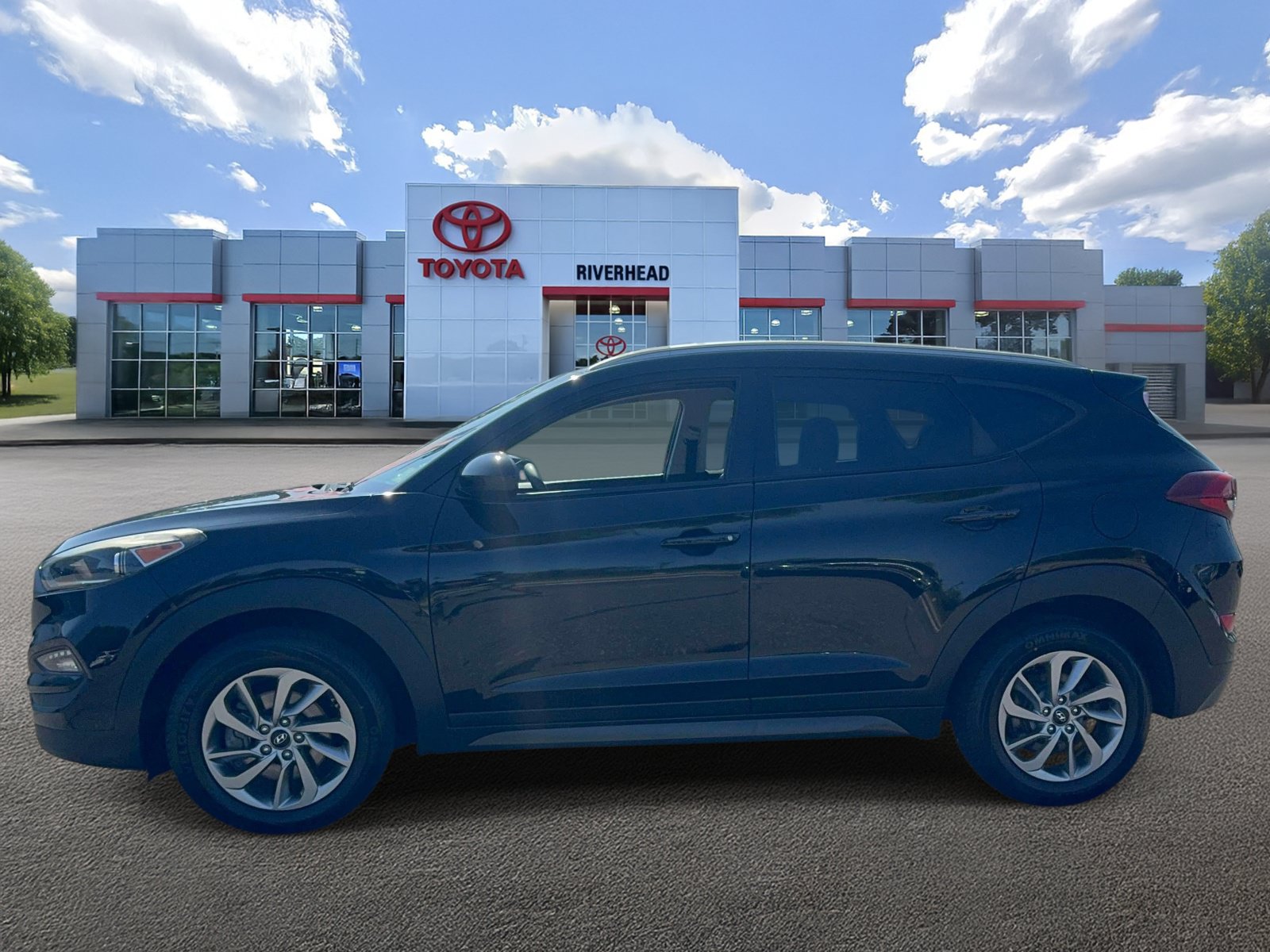 Used 2016 Hyundai Tucson SE w/ Option Group 02 AWD/4WD image 3