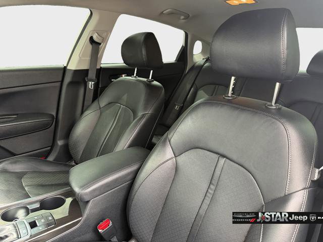 Used 2020 Kia Optima EX image 12