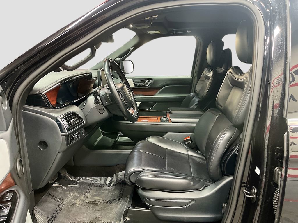 Used 2023 Lincoln Navigator L Reserve AWD/4WD image 22