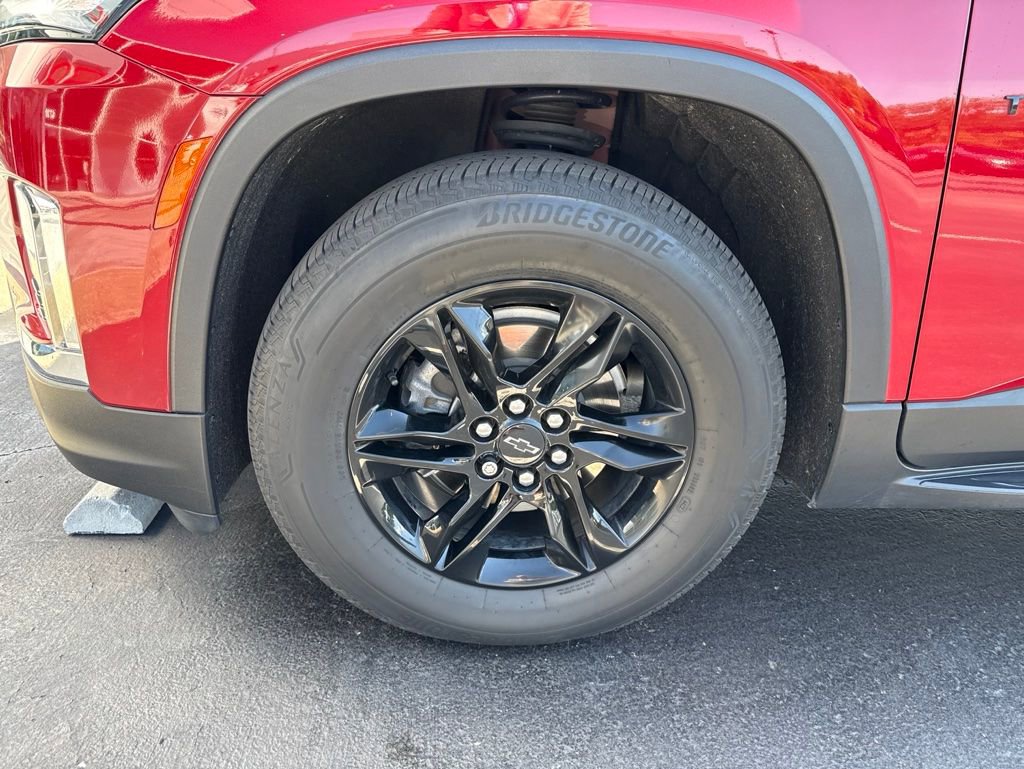 Used 2023 Chevrolet Traverse LT w/ Midnight/Sport Edition AWD/4WD image 6