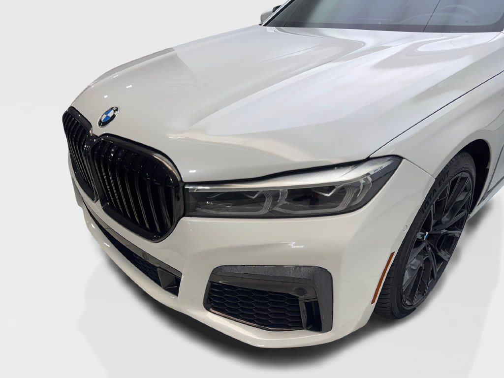 Used 2022 BMW 750i xDrive w/ Executive Package AWD/4WD image 18
