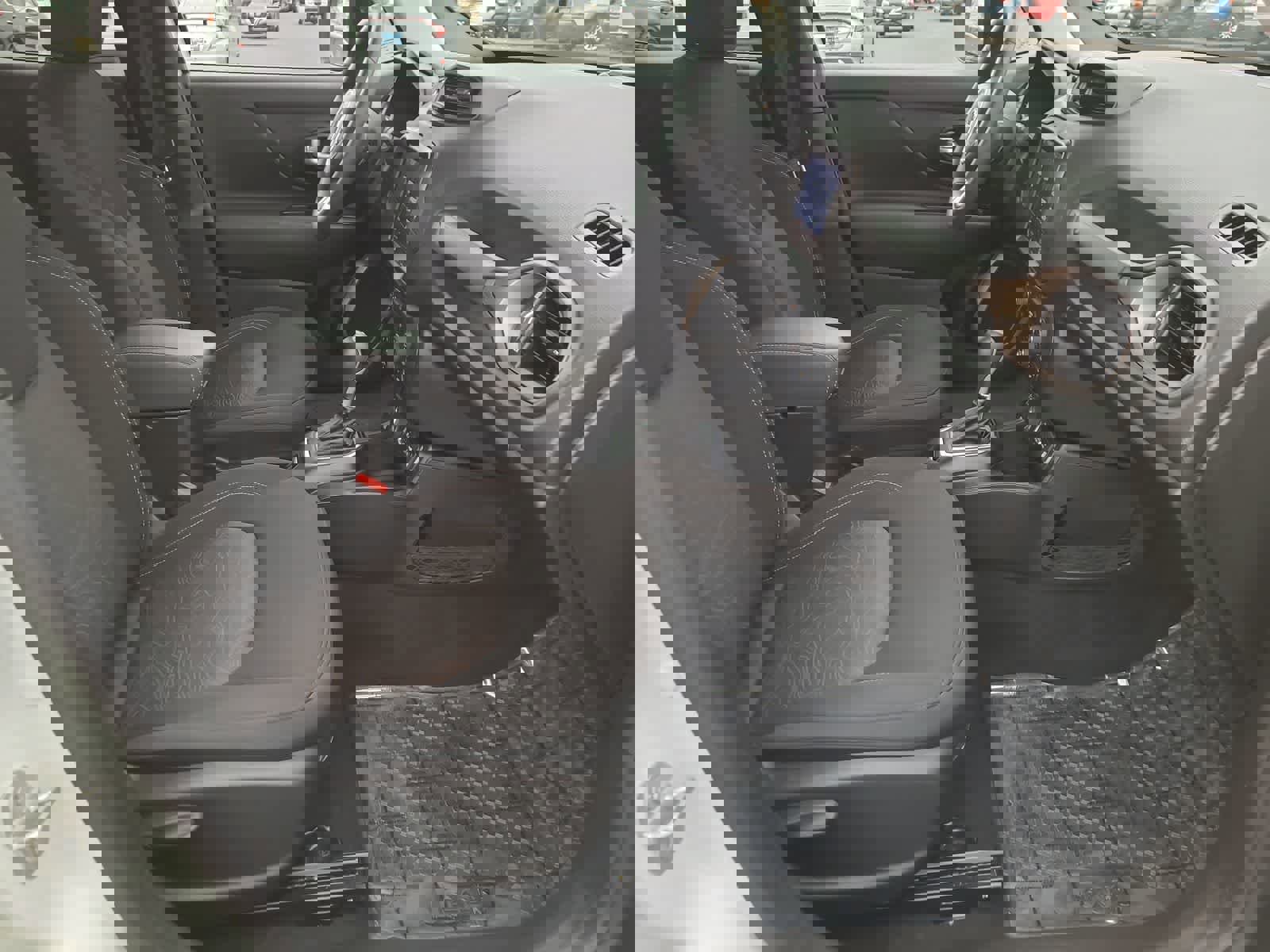 Certified 2023 Jeep Renegade Latitude image 22