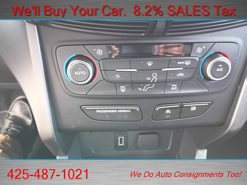 Used 2017 Ford Escape SE AWD/4WD image 19