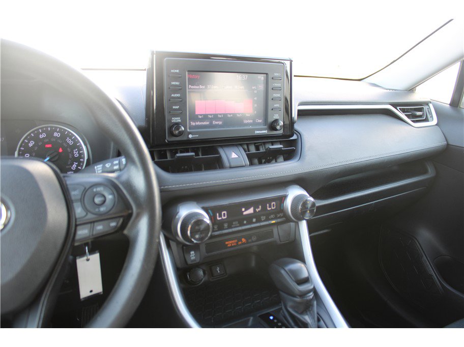 Used 2020 Toyota RAV4 LE w/ All Weather Liner Package image 20