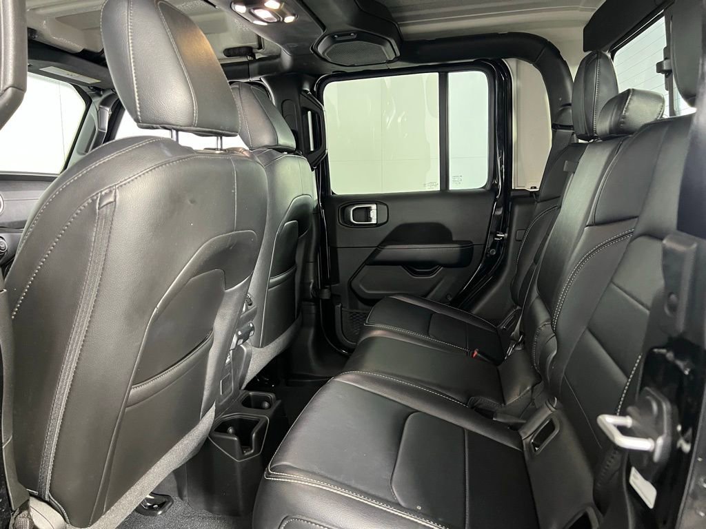 Used 2022 Jeep Gladiator Overland w/ Popular Equipment Package image 26