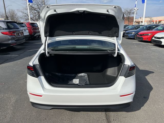 New 2026 Honda Accord Sport image 22