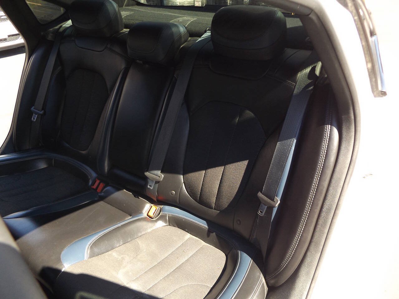 Used 2016 Chrysler 200 S AWD/4WD image 15
