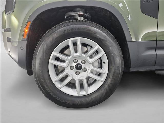 New 2026 Land Rover Defender 110 S AWD/4WD image 10