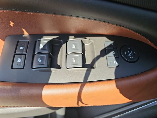 Used 2016 Cadillac Escalade ESV Luxury image 28