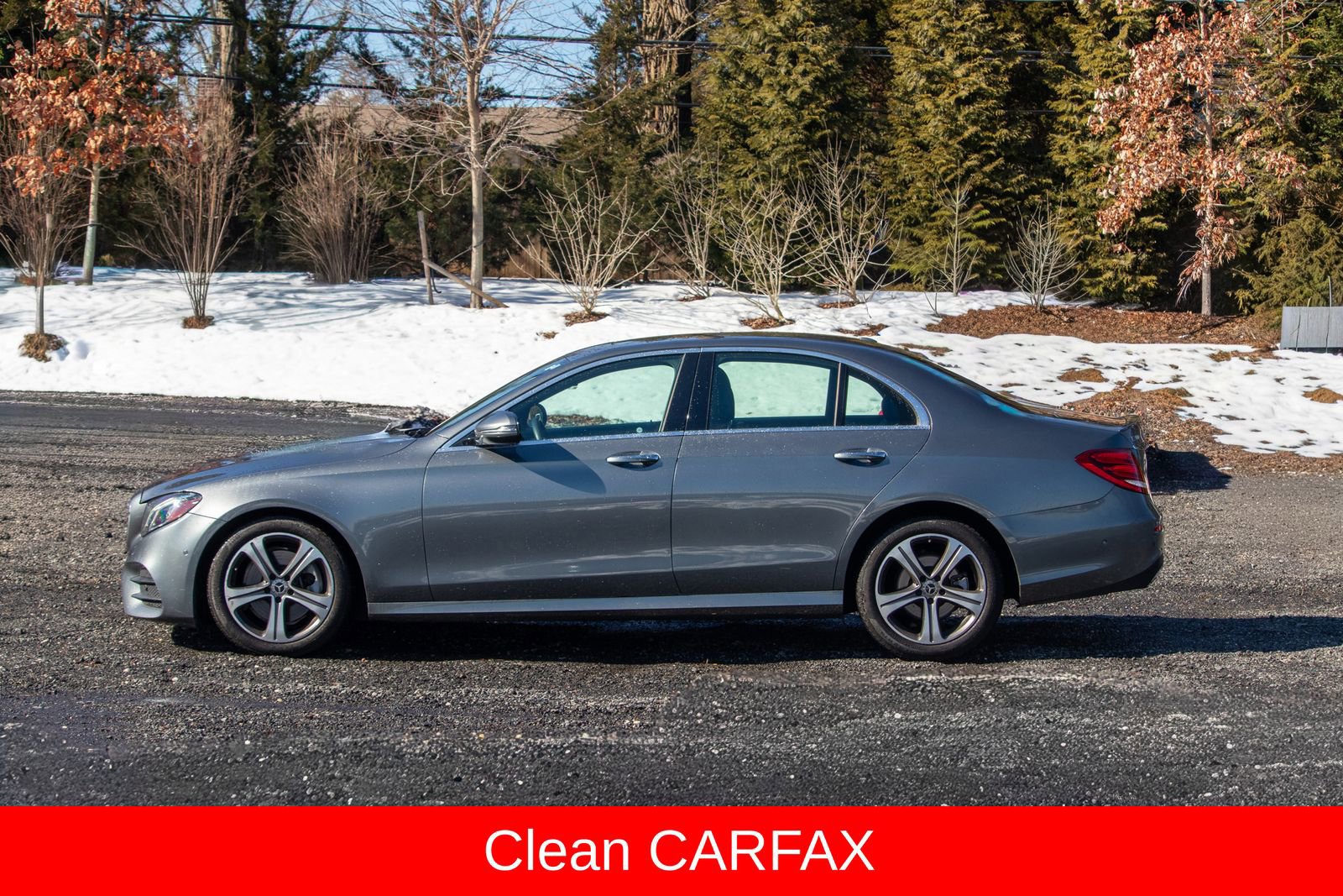 Used 2018 Mercedes-Benz E 300 4MATIC image 3