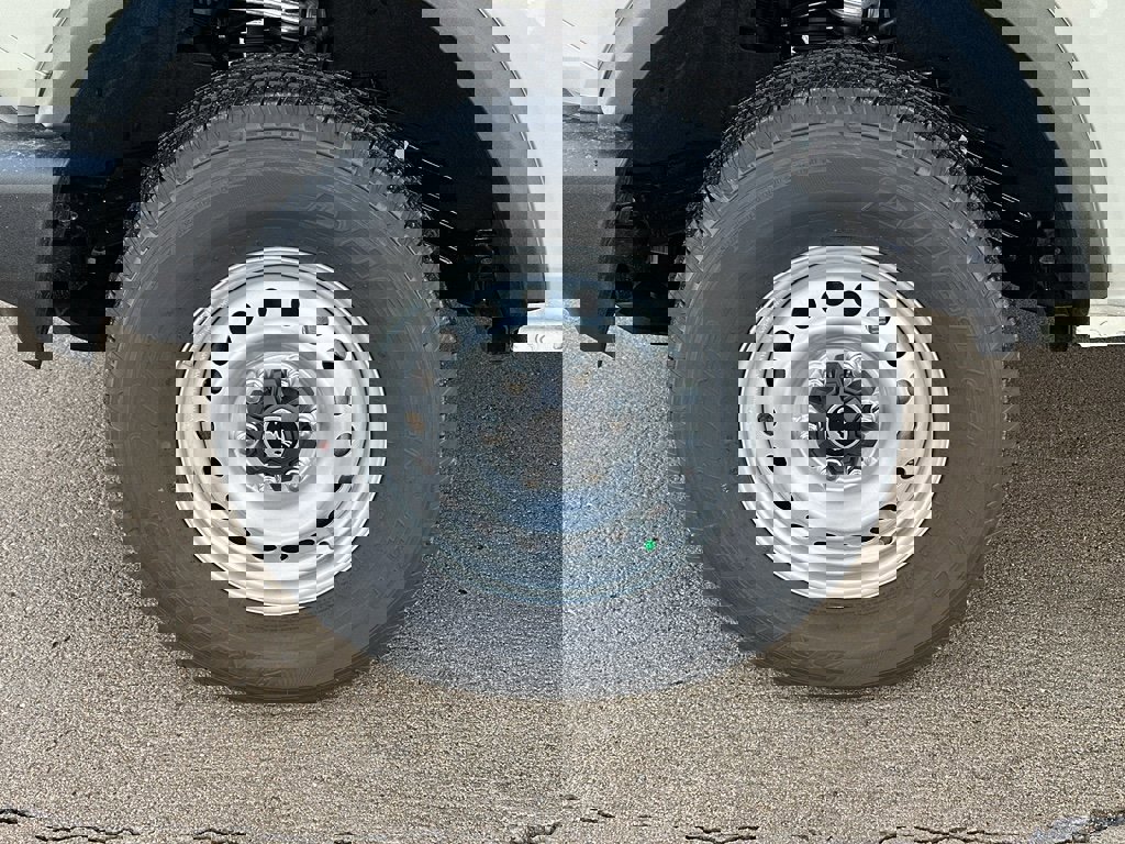 New 2025 Ford Bronco 2-Door image 3