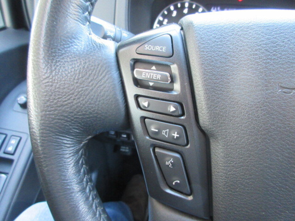 Used 2023 Nissan Frontier SV w/ SV Premium Package image 21