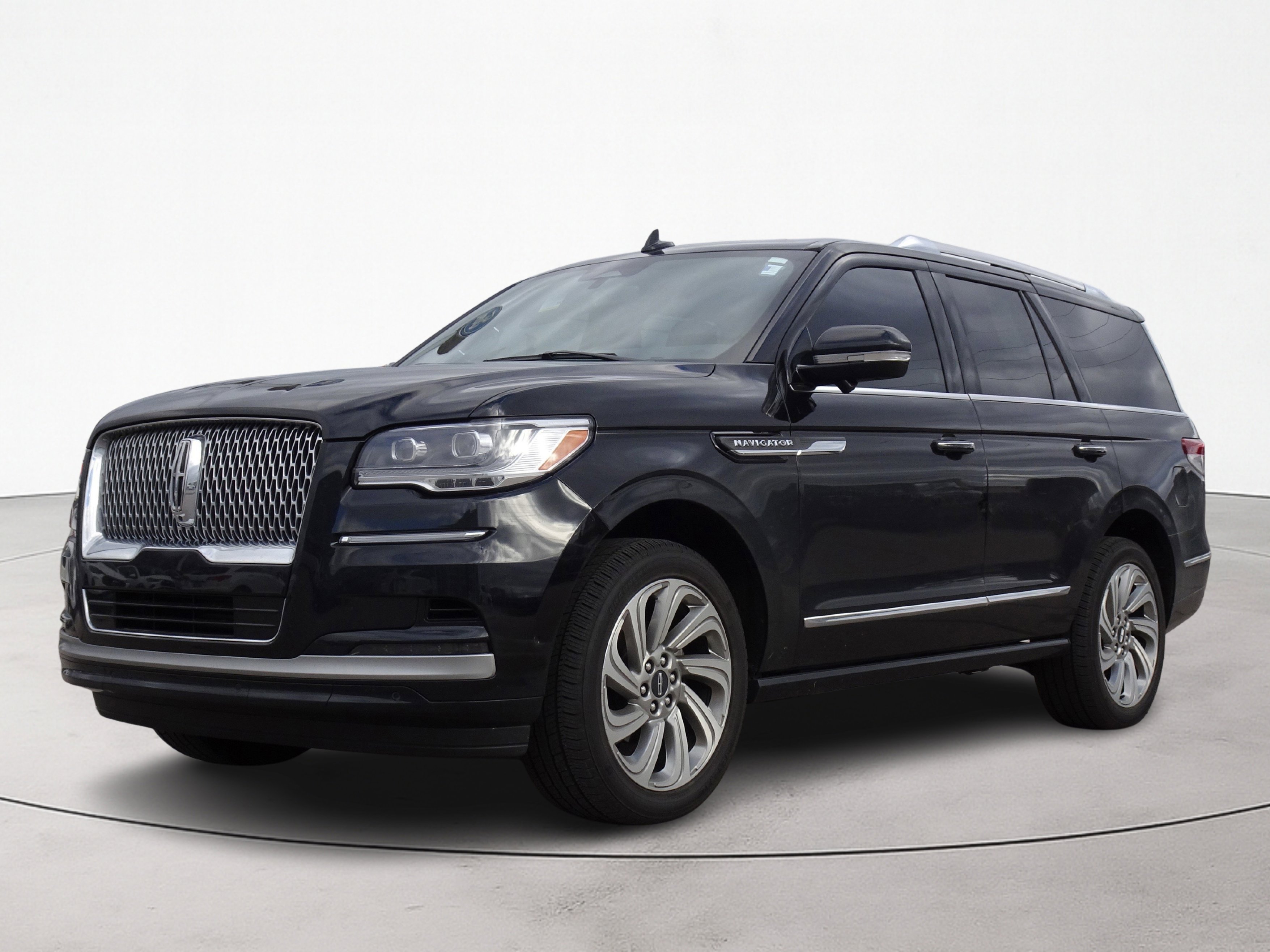 Used 2024 Lincoln Navigator Reserve