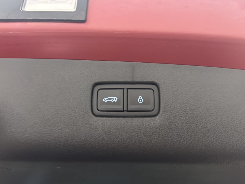 Certified 2026 Genesis GV70 2.5T Select AWD/4WD image 16