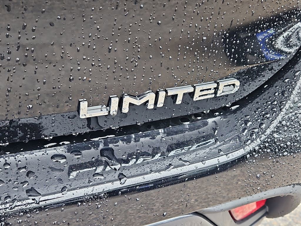 New 2026 Toyota Highlander Limited AWD/4WD image 4