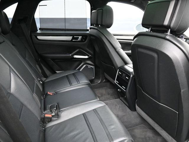 Used 2020 Porsche Cayenne Turbo AWD/4WD image 20