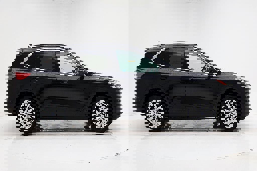 Used 2022 Ford Escape Titanium w/ Titanium Elite Package video 2