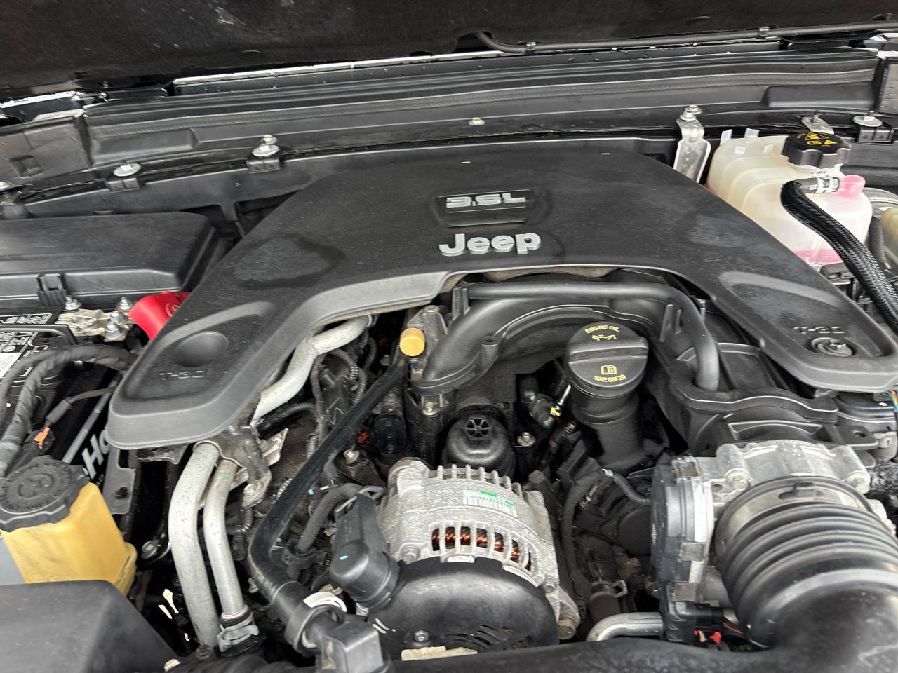 Used 2018 Jeep Wrangler Sport image 20