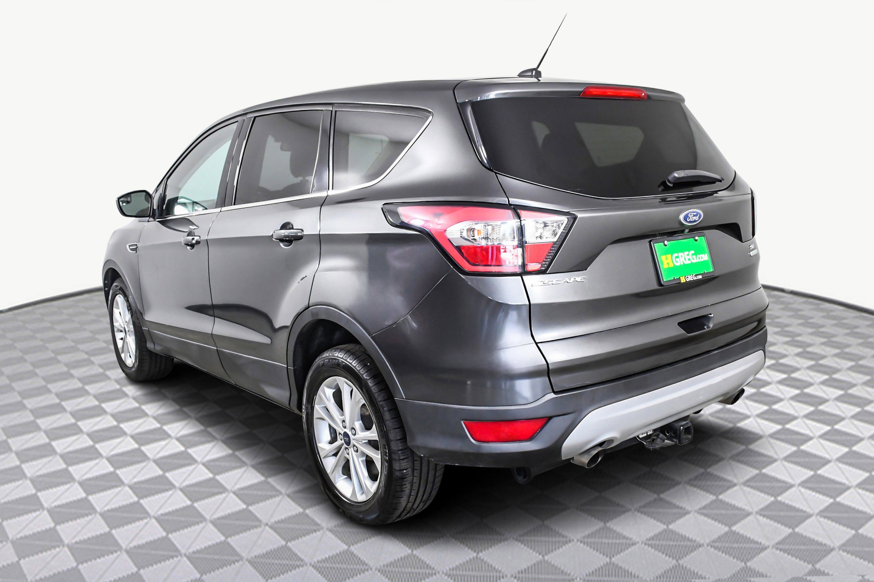 Used 2017 Ford Escape SE image 6