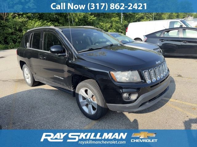 Used 2014 Jeep Compass Latitude w/ Sun/Sound Group FWD image 1